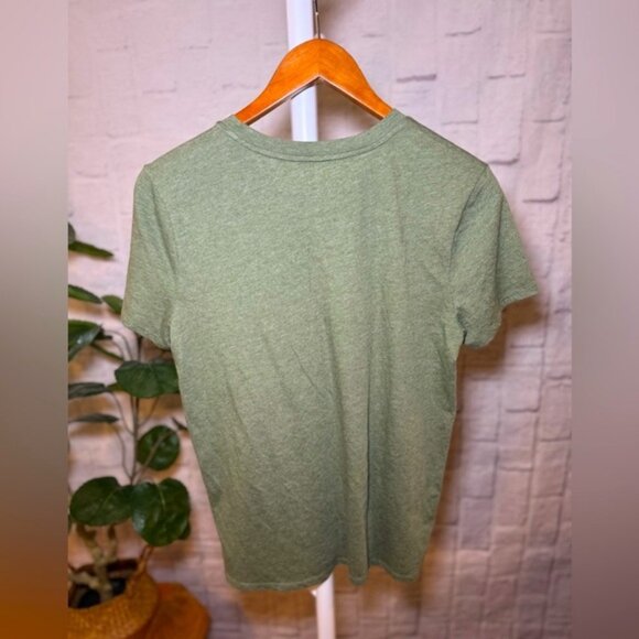 Lucky Brand Green Crew Neck Tee with Graphic Design, in Women’s Size Medium - Picture 2 of 9
